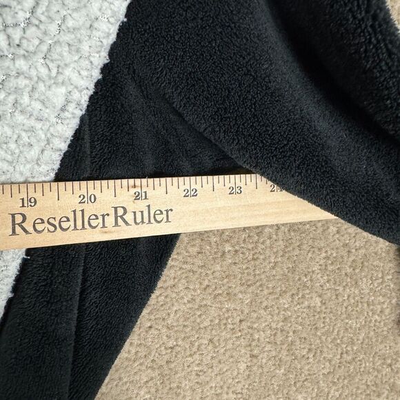 Victoria's Secret Robe Womens XS/S‎ Black Sherpa Fleece Hooded Tie Waist Luxury - Picture 7 of 10
